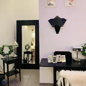 wira-guest-house-lubecker-112.hamburg-hotels-de.com/